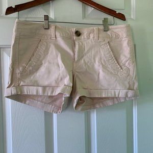 AE light pink shorts